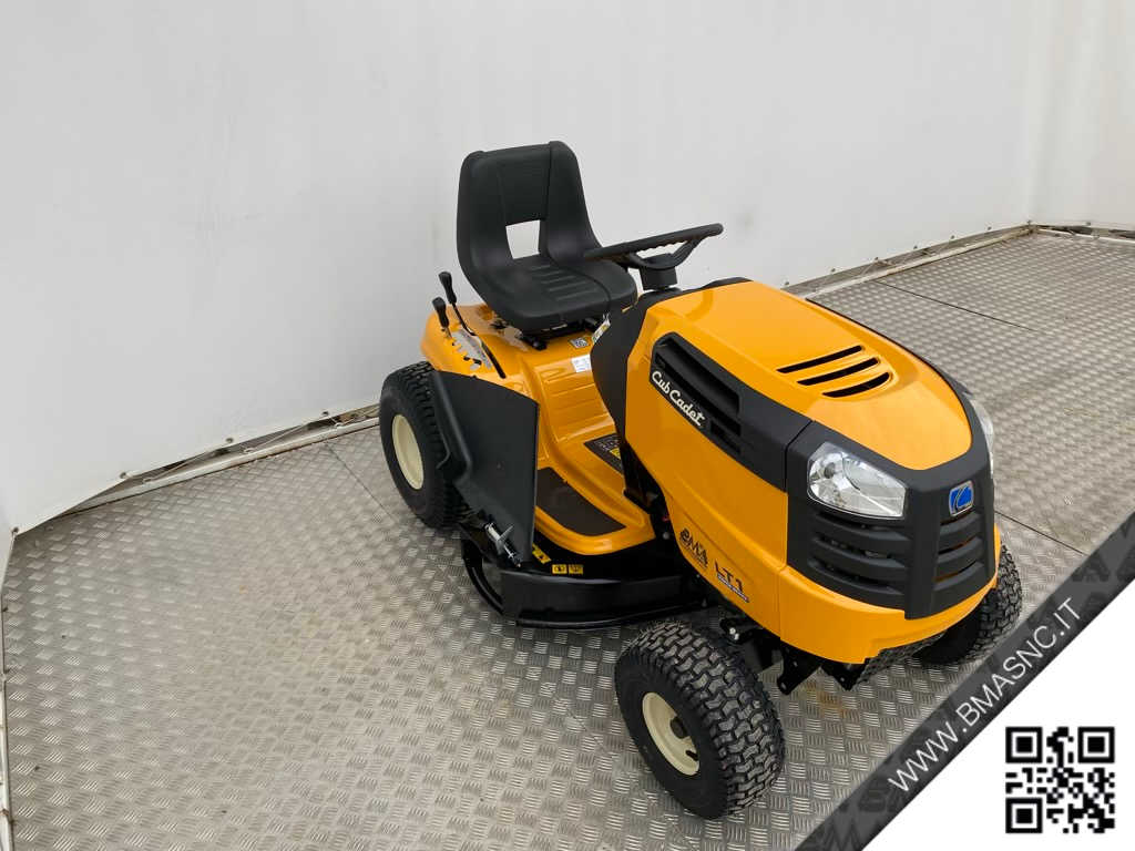 CUB_CADET_LT1_NS96_TRATTORINO_SCARICO_LATERALE_18.jpg