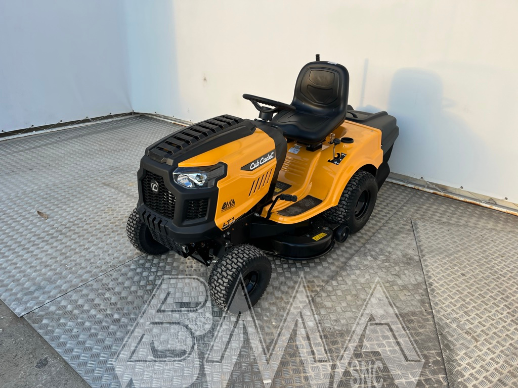 CUB_CADET_LT1_NR96_TRATTORINO_9.jpg