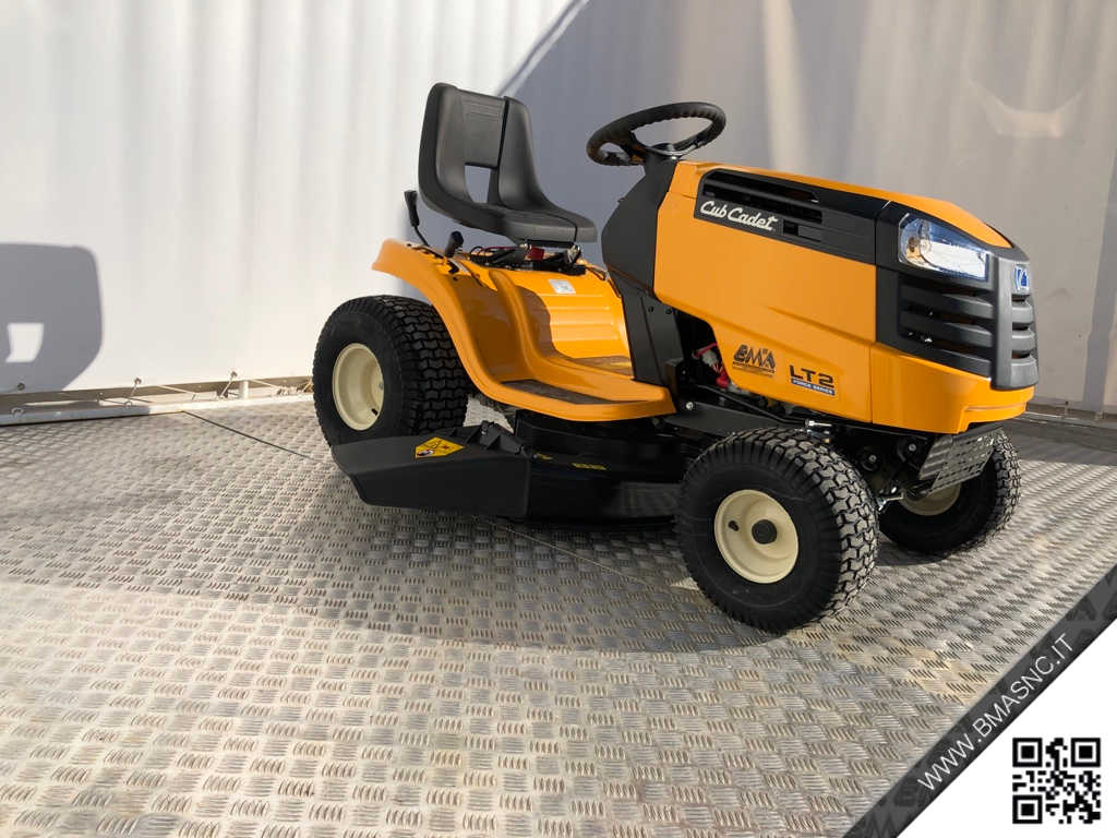 CUB_CADET_LT2_NS96_TRATTORINO_SC_1.jpg