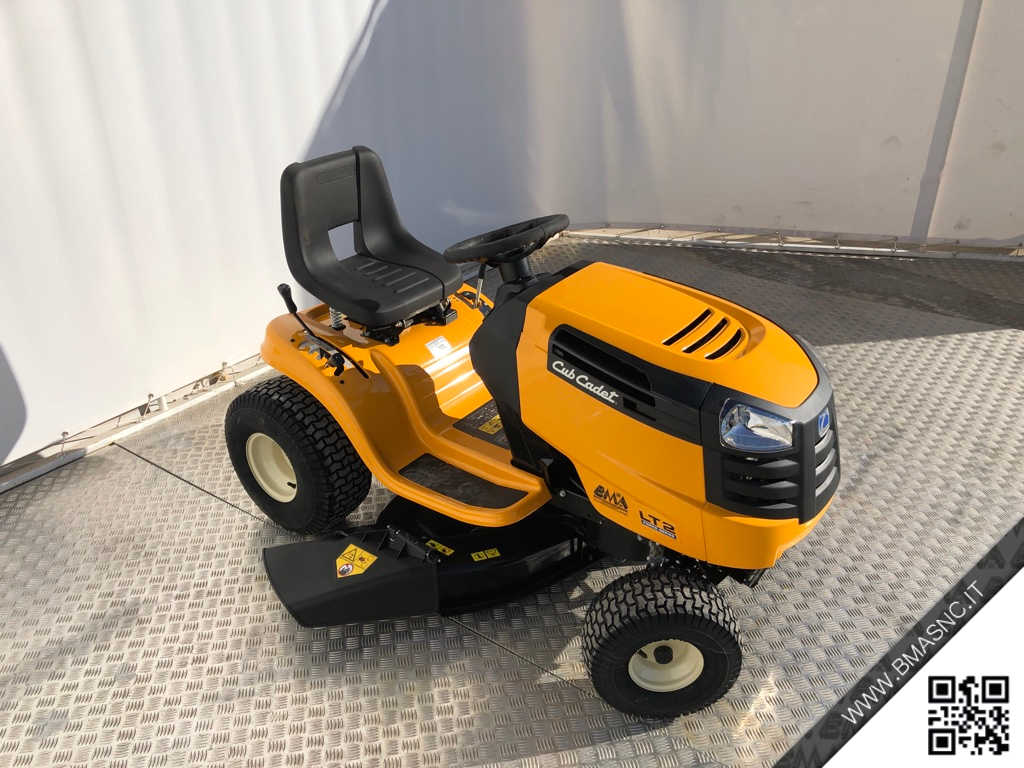 CUB_CADET_LT2_NS96_TRATTORINO_SC_3.jpg