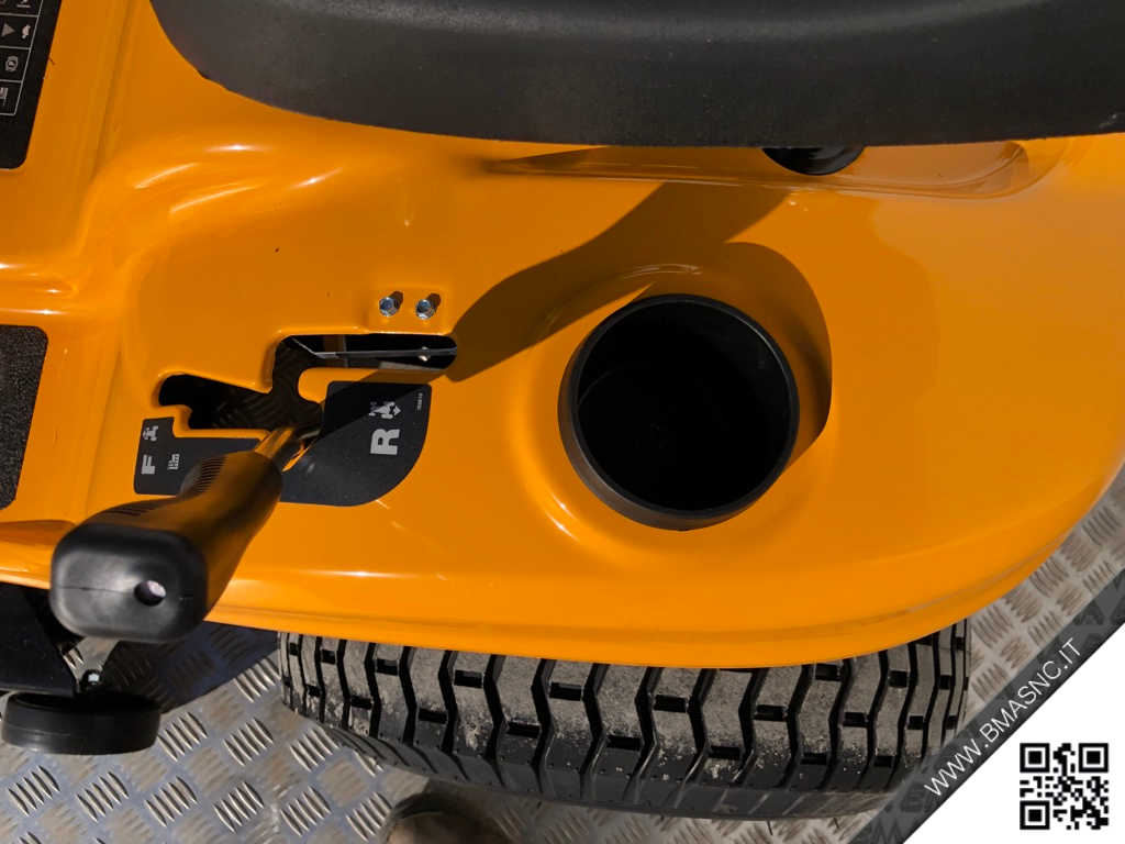 CUB_CADET_LT2_NS96_TRATTORINO_SC_40.jpg