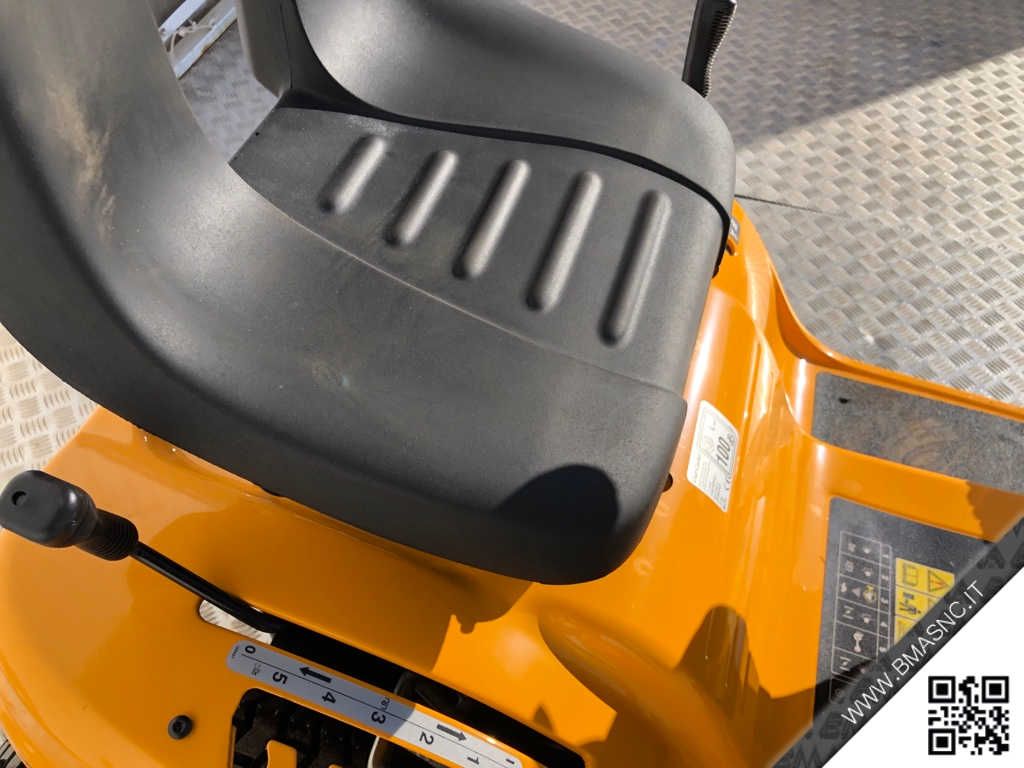 CUB_CADET_LT2_NS96_TRATTORINO_SC_41.jpg