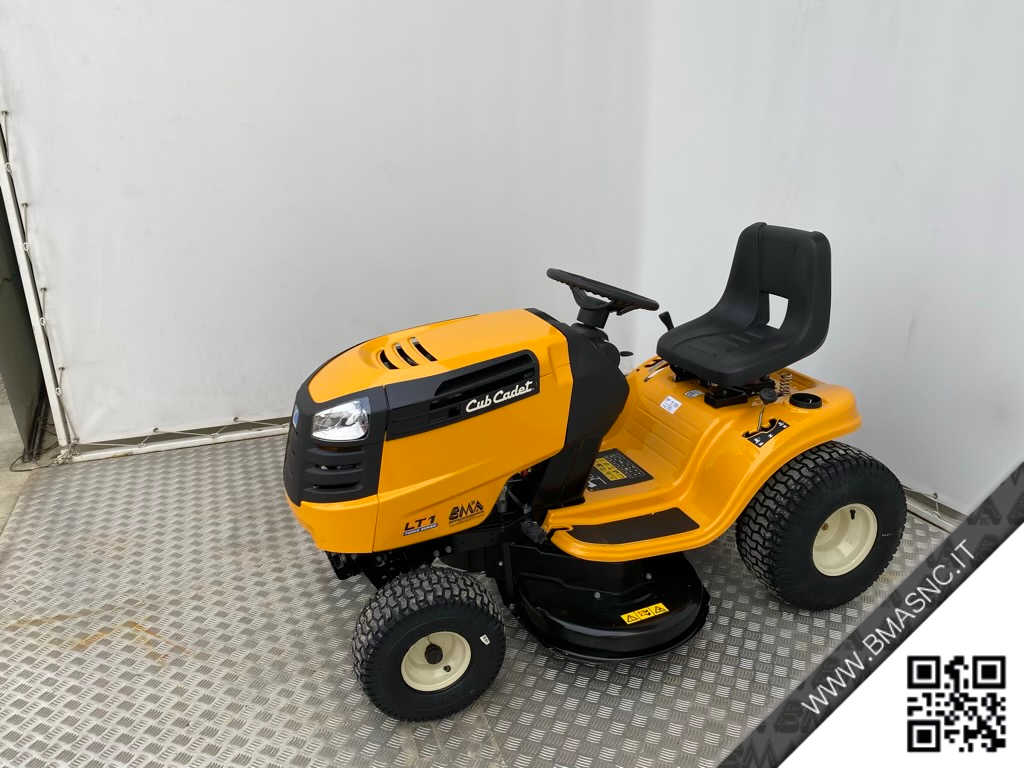 CUB_CADET_LT1_NS96_TRATTORINO_SCARICO_LATERALE_19.jpg