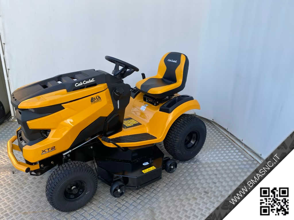 CUB_CADET_XT2_QS117_TRATTORINO_TOSAERBA_SC_NEW_2022_11.jpg